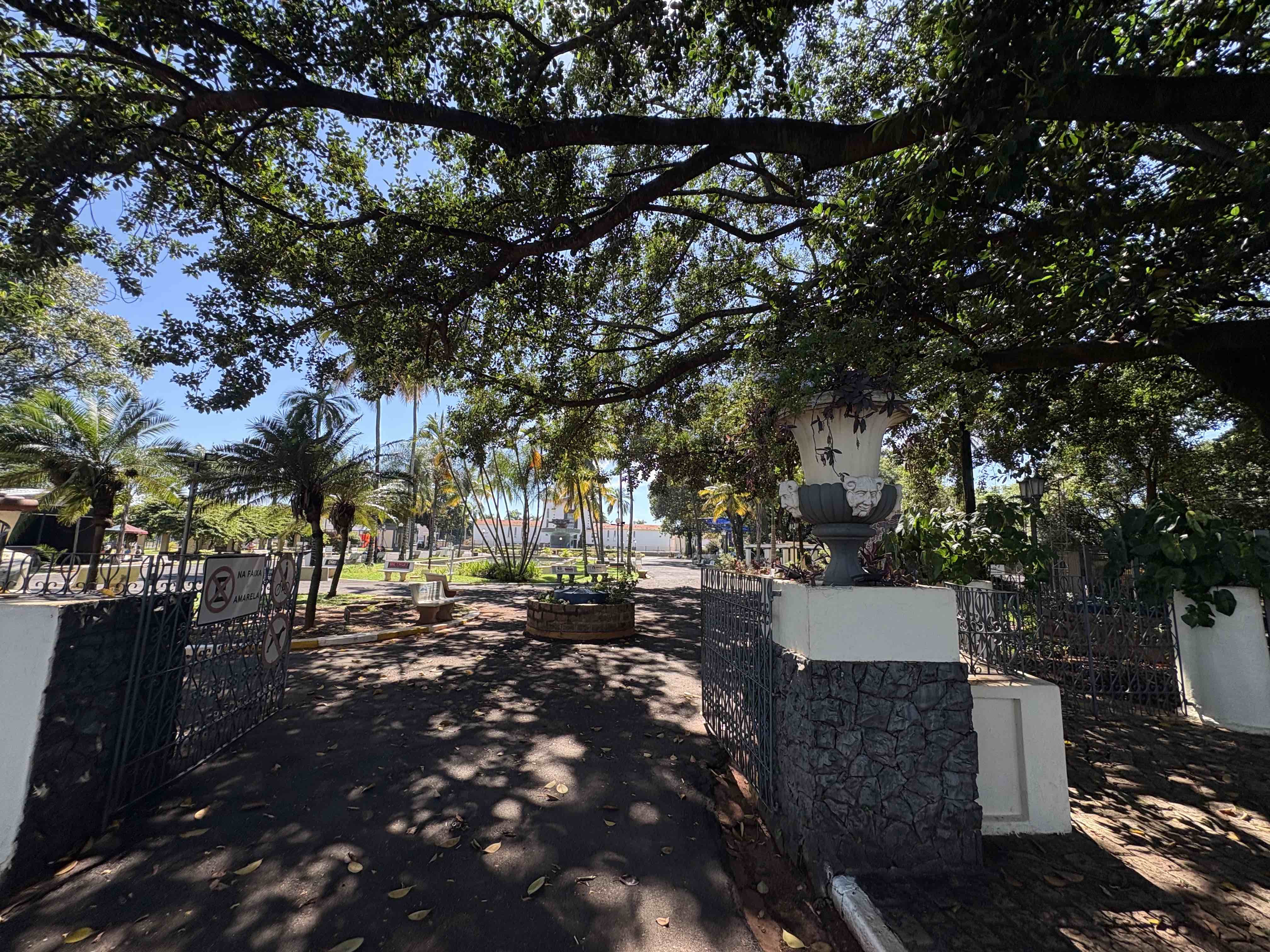 Vista de {{CIDADE}} 4